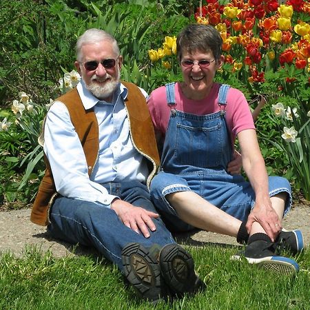 Cedar Mountain Farm Bed And Breakfast Llc Athol Eksteriør billede