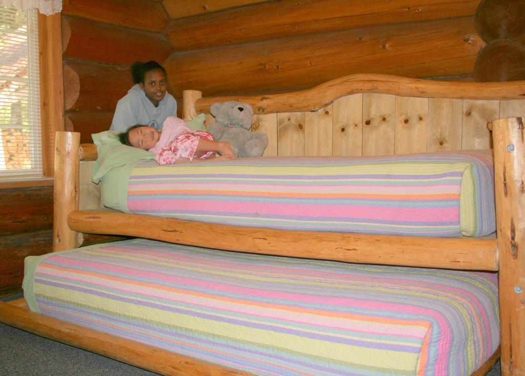 Cedar Mountain Farm Bed And Breakfast Llc Athol Eksteriør billede