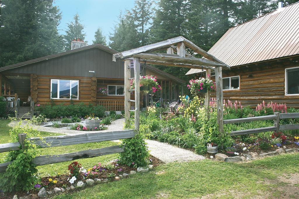 Cedar Mountain Farm Bed And Breakfast Llc Athol Eksteriør billede